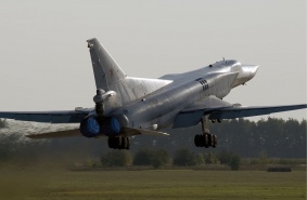 30 лет под открытым небом. Как будут достраивать бомбардировщики Ту-22М3?