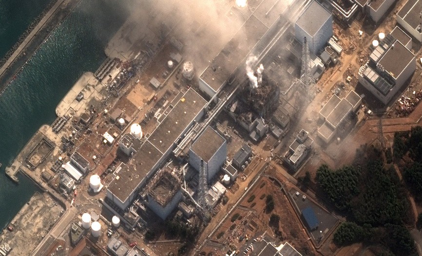 АЭС Фукусима-1 после землетрясения 11 марта 2011 года