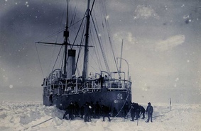 Первая комплексная научная экспедиция по исследованию Арктики. Русские ледокольные пароходы  «Вайгач» и «Таймыр»
