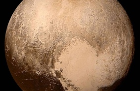 НАСА представило видео «посадки» на Плутон в цвете