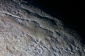 Агентство NASA продолжает получать новые снимки Плутона от зонда «Новые Горизонты»