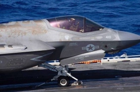 «Приключения» на авианосце Carl Vinson продолжаются: теперь F-35C поржавели