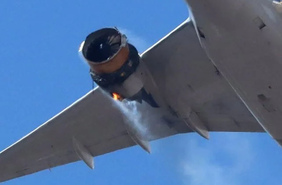 Из-за аварии двигателя полеты Boeing 777 приостановили