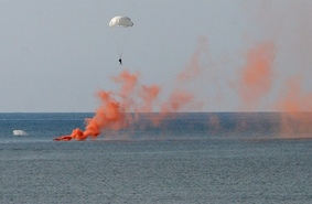 C неба на воду: в России испытывают парашюты для десантирования на воду