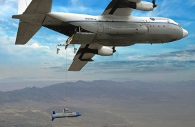 Авиаматка для беспилотников: C-130 успешно запустил и 