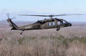 Вертолет Black Hawk поднялся в небо без пилотов и экипажа (видео)