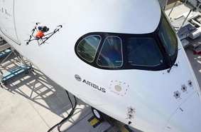 Airbus привлек дрона к осмотру самолетов