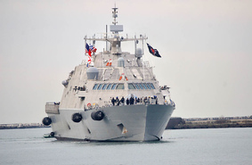 Самый маленький корабль ВМС США получит лазерную пушку