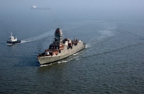Индия испытывает новейший эсминец с двигателями ГП 
