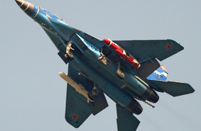 Авиация ВМФ России начала получать новейшие палубные истребители МиГ-29КР