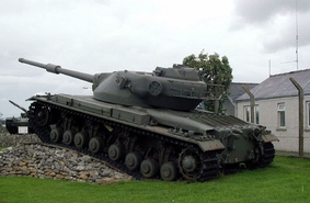 «Гигант холодной войны». 65-тонный танк «Конкерор»