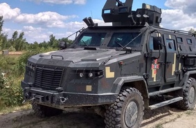 На вооружение ВСУ принята новая колесная бронированная боевая машина Козак-2М1.