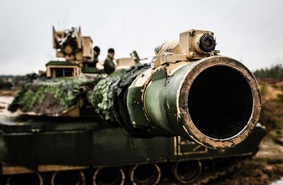 Бесполезное «Лекало»? Американские эксперты сомневаются в возможностях новых танковых снарядов РФ