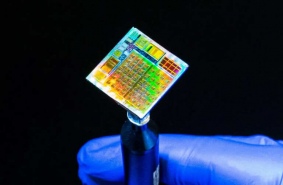 Первый в мире функциональный 2D-микрочип