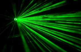 Лазер может стать основой протонной терапии