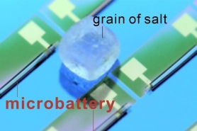 Самая маленькая в мире батарея для питания компьютера размером с пылинку