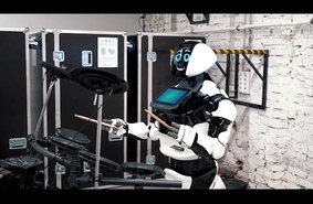 Роботы выходят на музыкальную арену: в Перми создана первая в России рок-группа из роботов