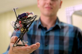 Сотрудники Калифорнийского университета разработали робота-паркурщика