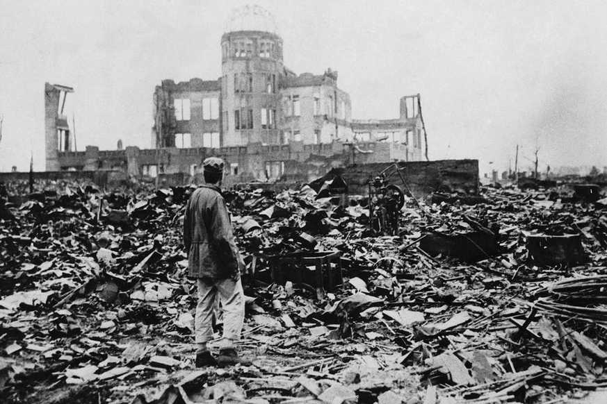 Остатки города Хиросима после бомбардировки