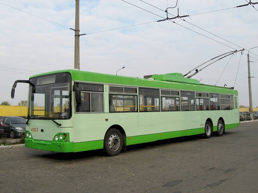 Богдан-Е231 в Киеве, 2008, восемь троллейбусов этого типа