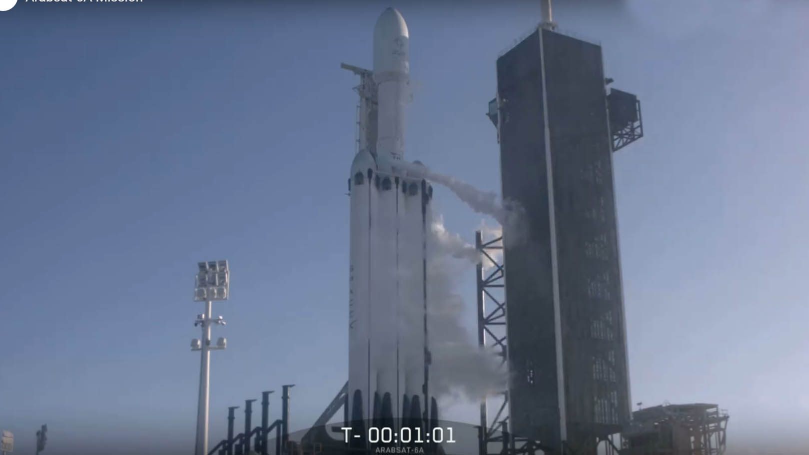 Falcon Heavy, SpaceX, Илон Маск, спутник Arabsat-6A, Саудовская Аравия, Tesla
