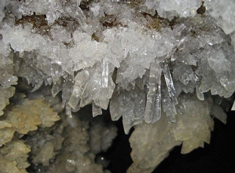 Гипсовые кристаллы, Гипсовые пещеры, Подолье