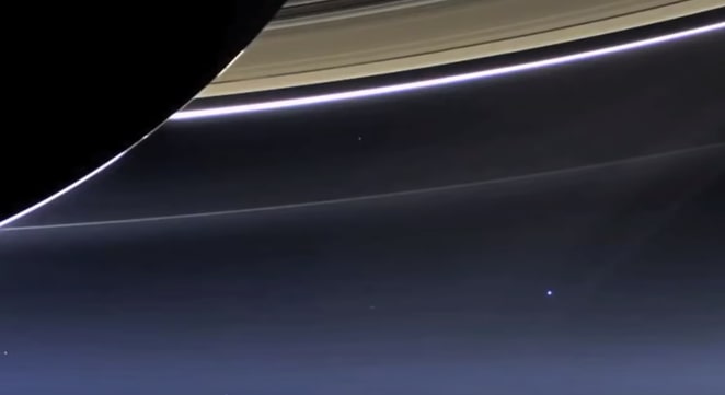фото Земли с Сатурна