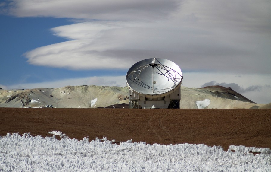 Радиотелескоп APEX, пустыня Атакама, Чили
