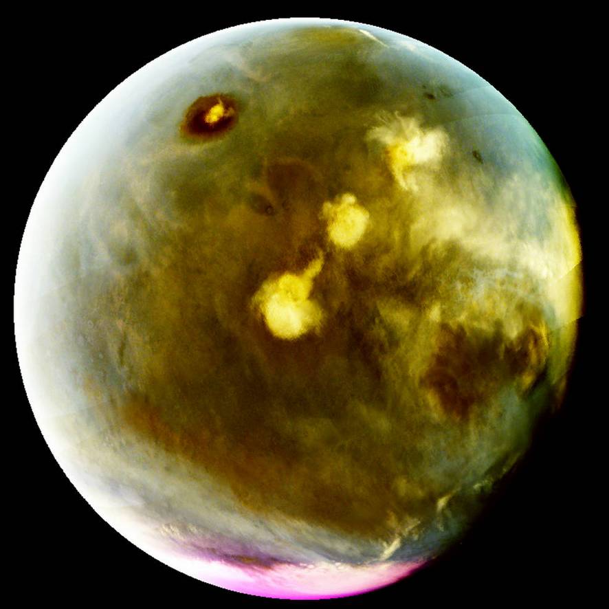 Новые фотографии Марса — в ультрафиолете
