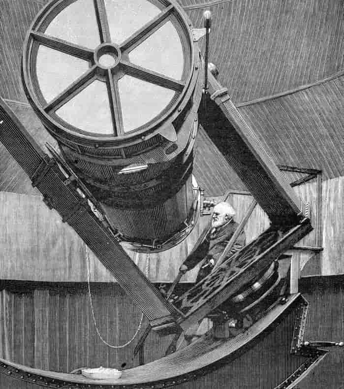 Французский астроном Пьер Жюль Сезар Жансен около своего телескопа в обсерватории Мейдон во Франции в 1893 году