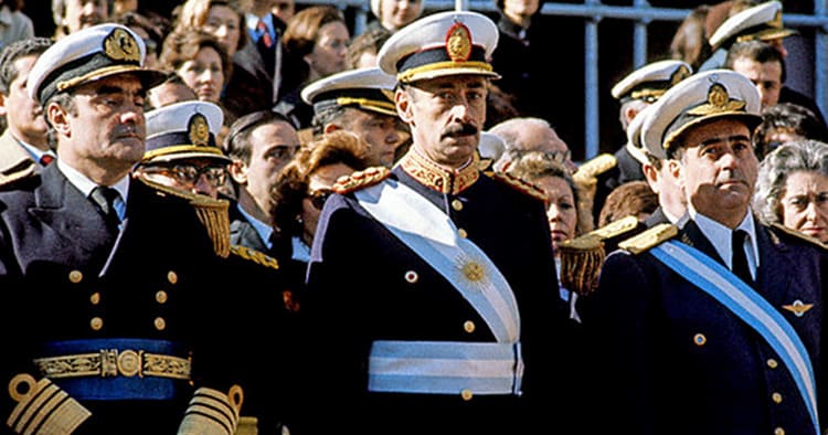 триумвират аргентинских военных, грязная война, ВМС Аргентины