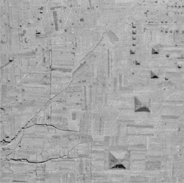 Китайские пирамиды (снимок из космоса)