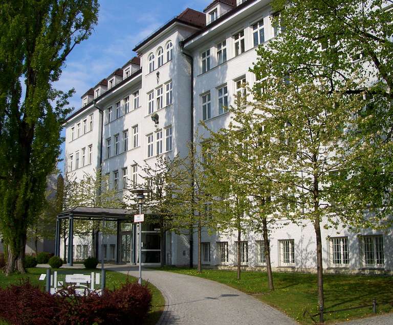 Здание Института психиатрии Общества Макса Планк
