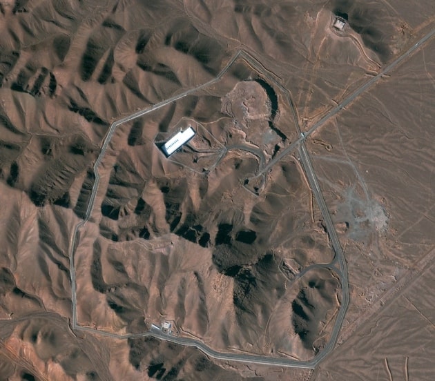 ядерный центр тегеран, спутниковое фото тегеран, проседание грунтов ,трещины в земле