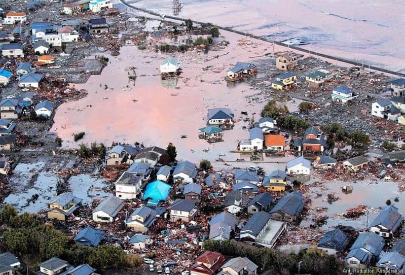 Катастрофы, цунами, последствия