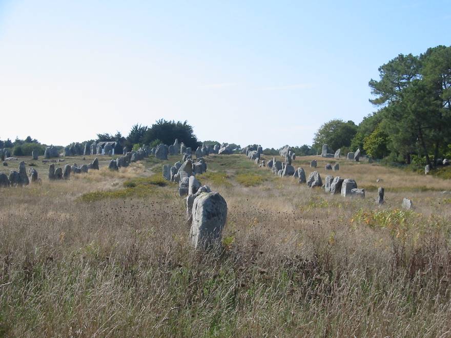 Кермарьо - одна из трех групп аллей менгиров  на территории мегалитического памятника Карнак