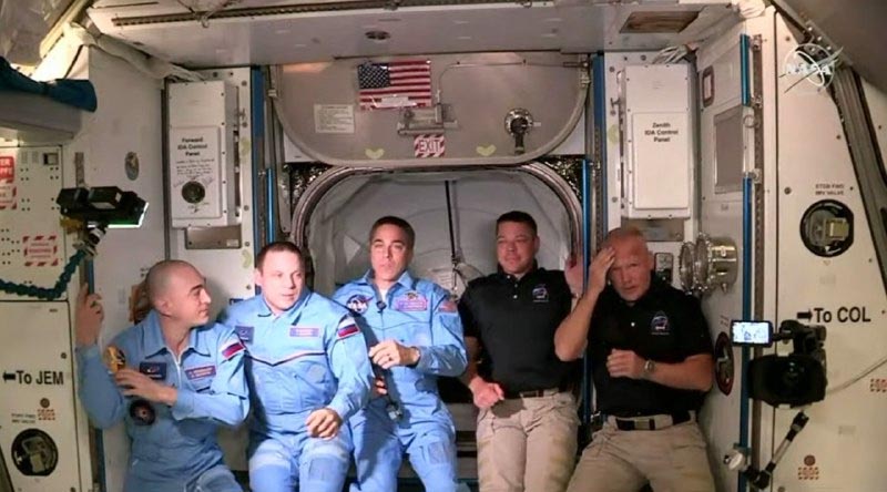 Dragon Crew, старт, Илон Маск, космос, космический корабль, Space X, Falcon 9