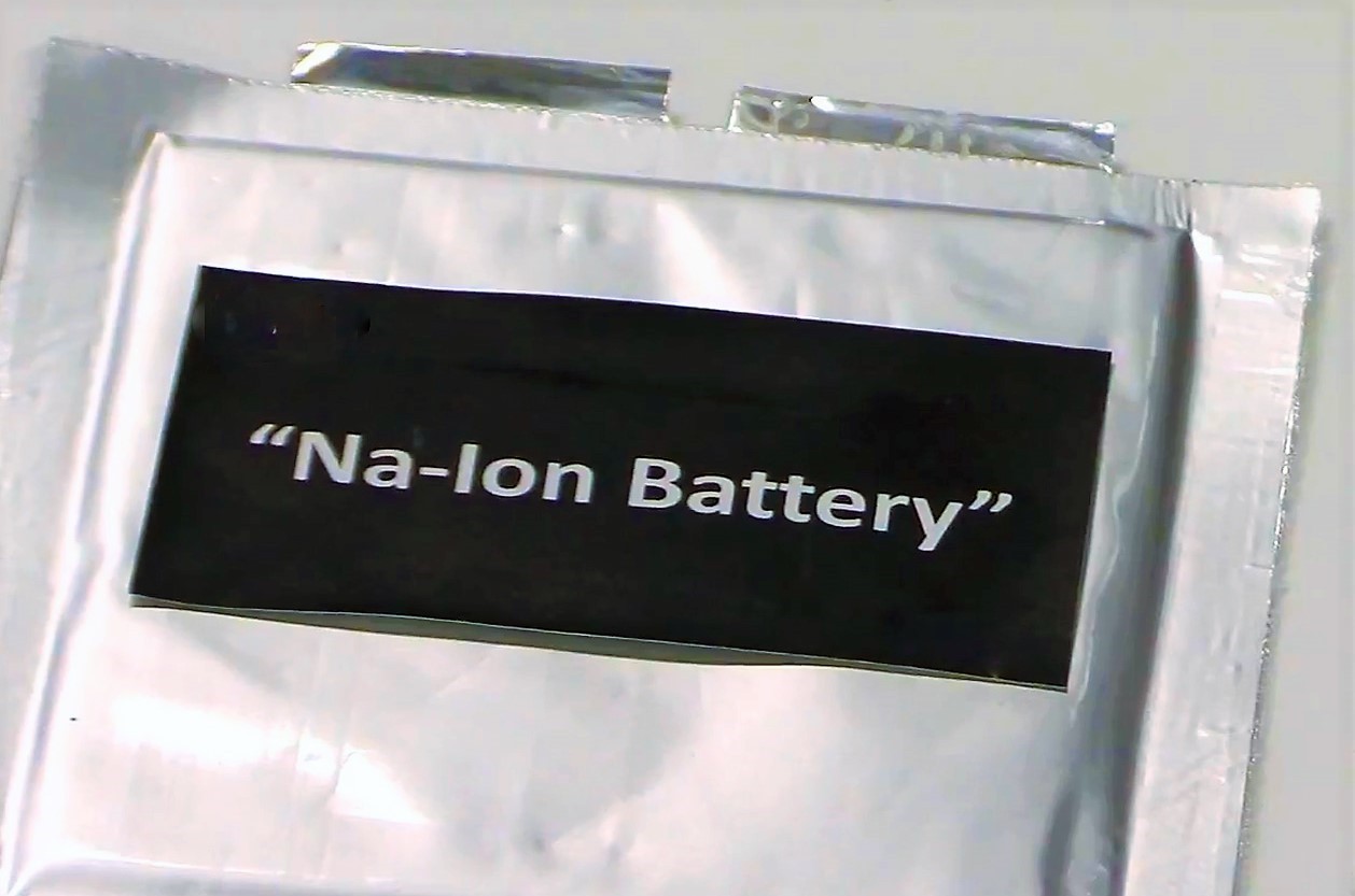 натрий-ионный, литий-ионный, акумулятор, аккумуляторная батарея, натрий, Na, Na-ионн, Li-ion