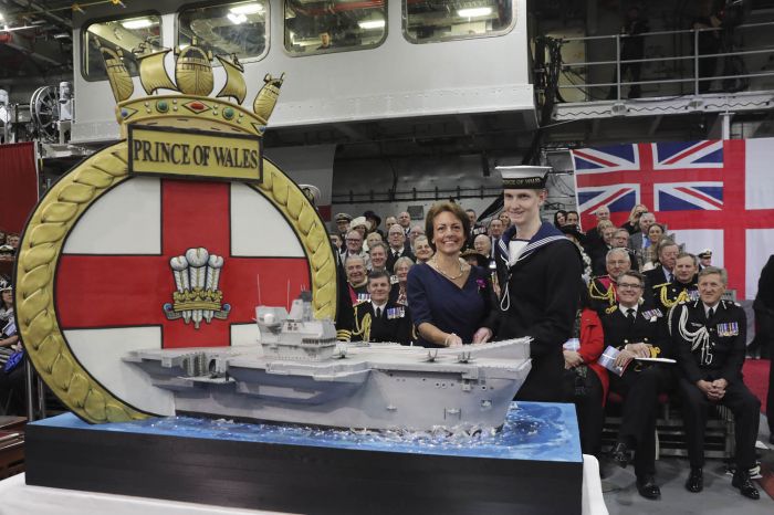 флот, Британия, HMS Prince of Wales, HMS Queen Elizabeth, авианосец, HMS Queen Elizabeth