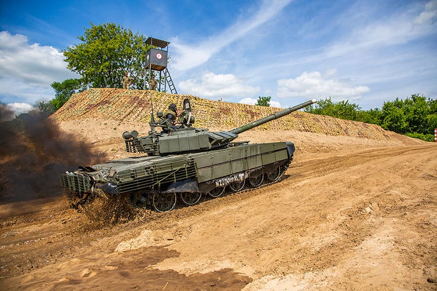 Т-72Б3, танковые учения Россия, танк решетчатый экран