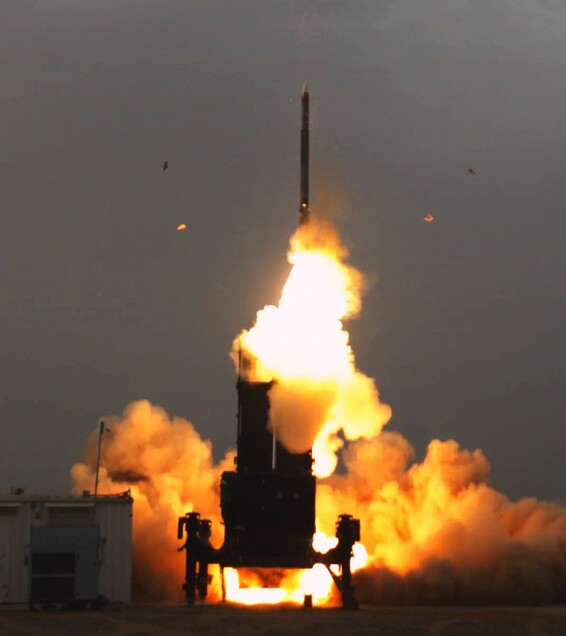 Система противоракетной обороны Barak ER Израиля. Поражает воздушные цели на расстоянии 150 км