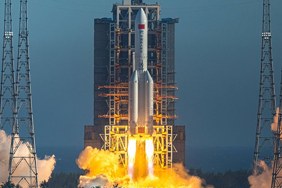Китай, космос, ракета, пилотируемый корабль, «Великий поход-5», Delta IV Heavy,Falcon Heavy, ракета-носитель