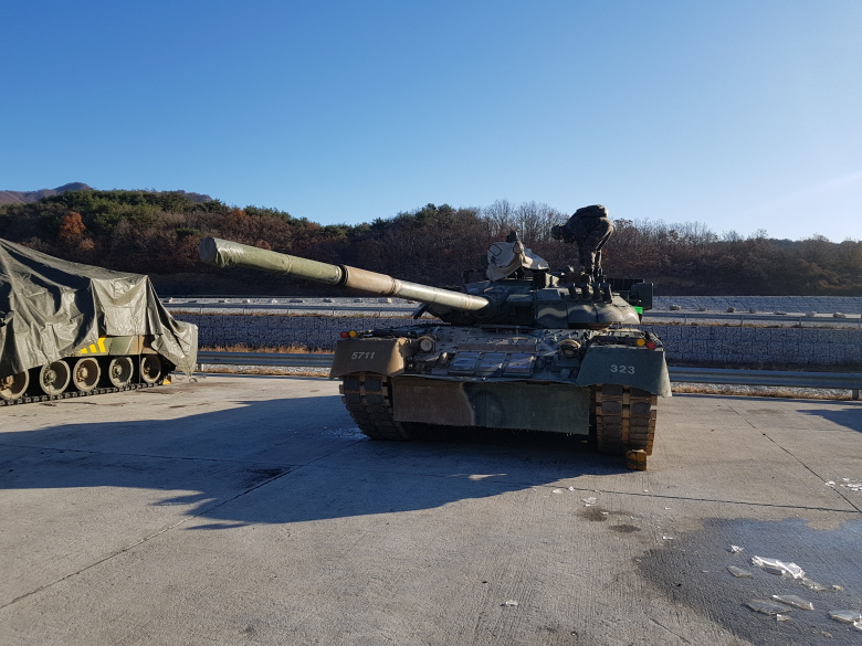 танк, Т-80У, М1А2 Абрамс, Россия, США