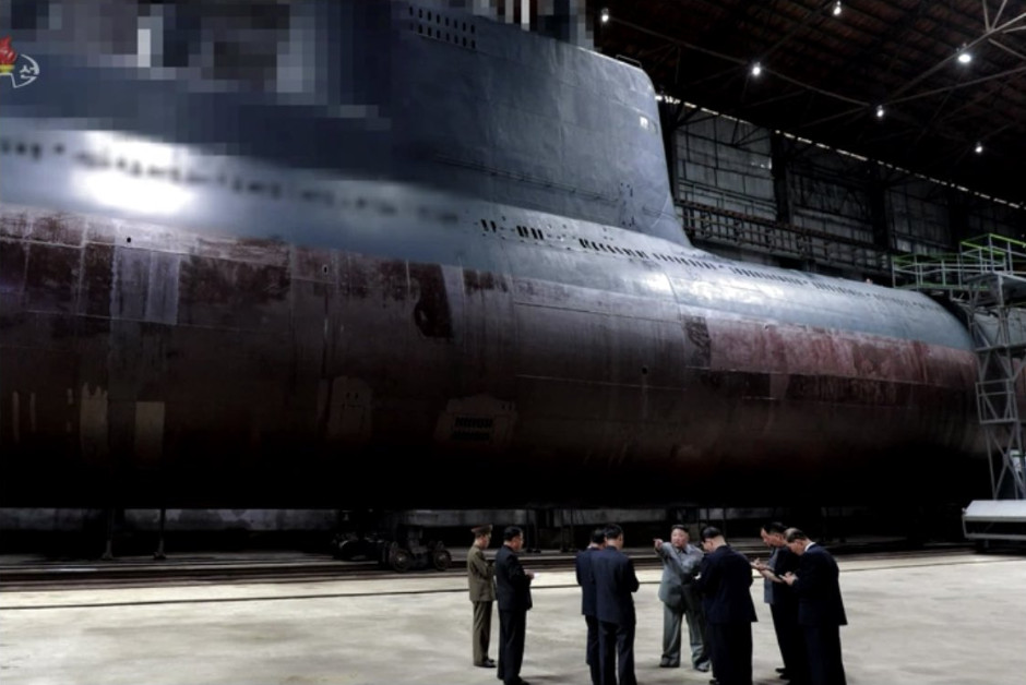 подводная лодка, субмарина, КНДР, баллистические ракеты