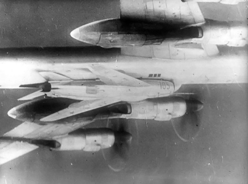 самолет Ту-95К, самолет СМ-20, ракета К-20