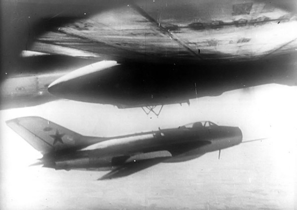 снаряд К-20, самолет-носитель Ту-95К, самолет СМ-20
