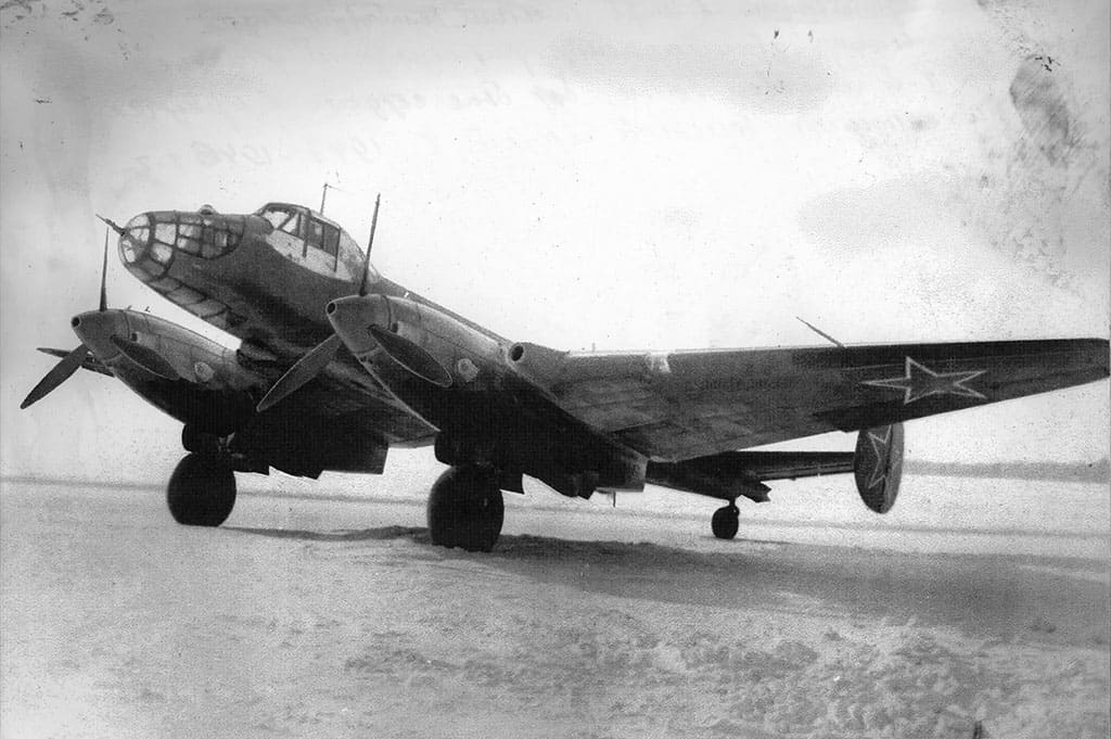 самолет Ер-2, В.Г. Ермолаев, дальнебомбардировочная авиация
