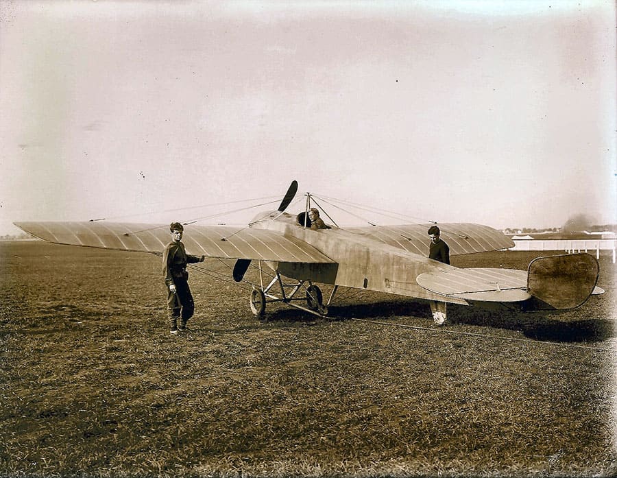 самолет Ньюпор IV, Charles Nieuport, швейцарский инженер, Франц Шнейдер