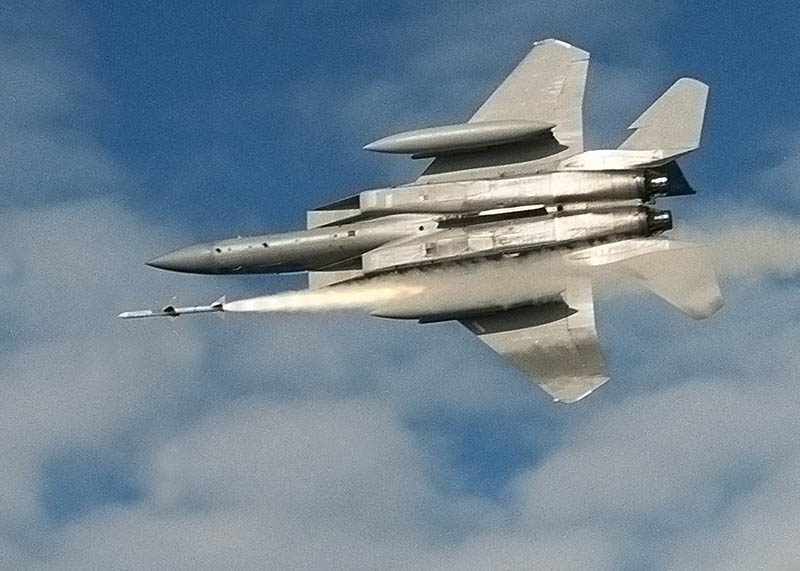истребитель F-15A, вооружение, РЛС, ракеты