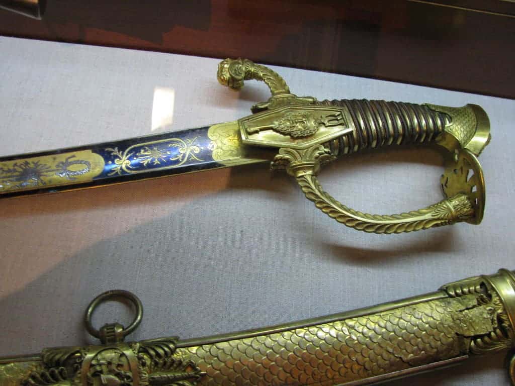 Сабля, ножны и перевязь, подаренные в 1800 году Консулом Франции Наполеоном Бонапартом адмиралу Королевского флота Испании Франциско Хавьеру де Урьярте у Борья (1753 - 1842)